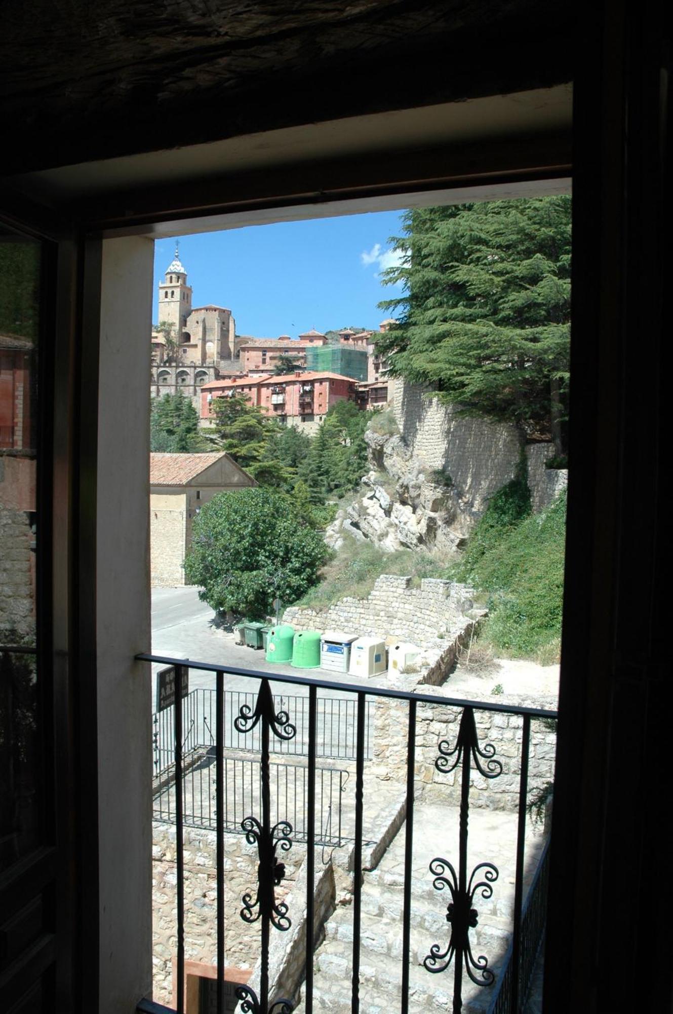 Hotel Arabia Albarracin Bagian luar foto